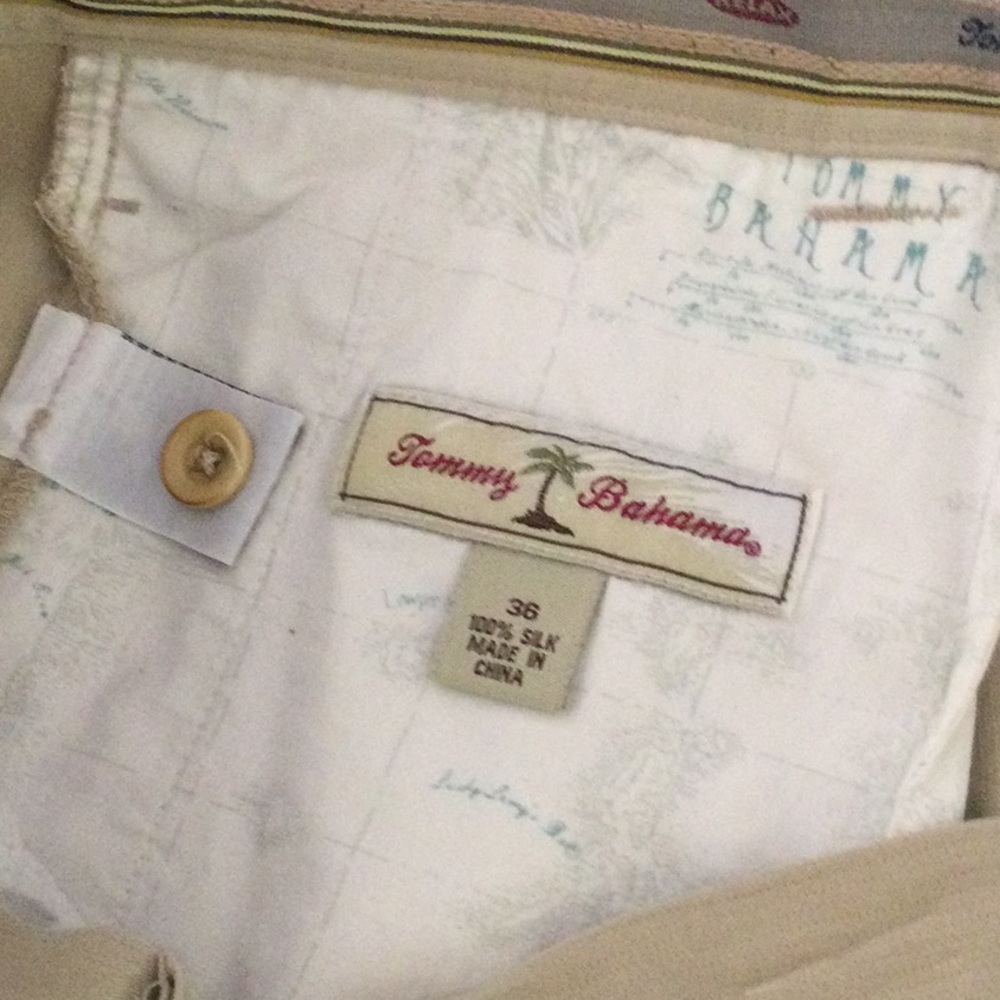🌵Size 36 silk Tommy Bahama shorts